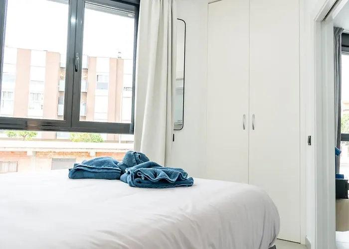 Appartamento Modern Wave Escape With Private Parking And Rooftop Pool By Namaste Elite Torremolinos