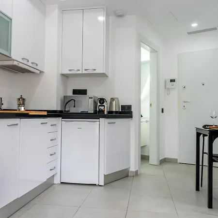 Appartement Modern Wave Escape With Private Parking And Rooftop Pool By Namaste Elite *