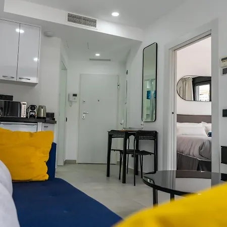 דירה Modern Wave Escape With Private Parking And Rooftop Pool By Namaste Elite