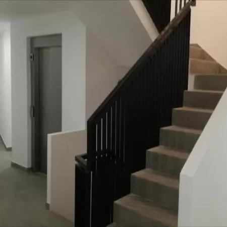 Appartamento Modern Wave Escape With Private Parking And Rooftop Pool By Namaste Elite *