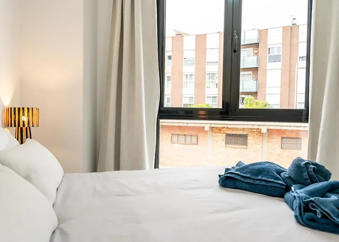 Modern Wave Escape With Private Parking And Rooftop Pool By Namaste Elite Apartamento *